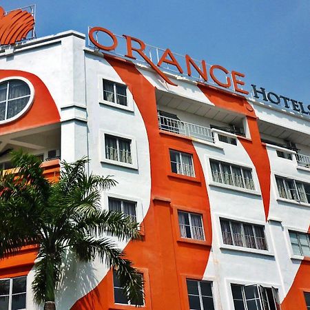 Orange Hotel Kota Kemuning @ שאה אלאם מראה חיצוני תמונה