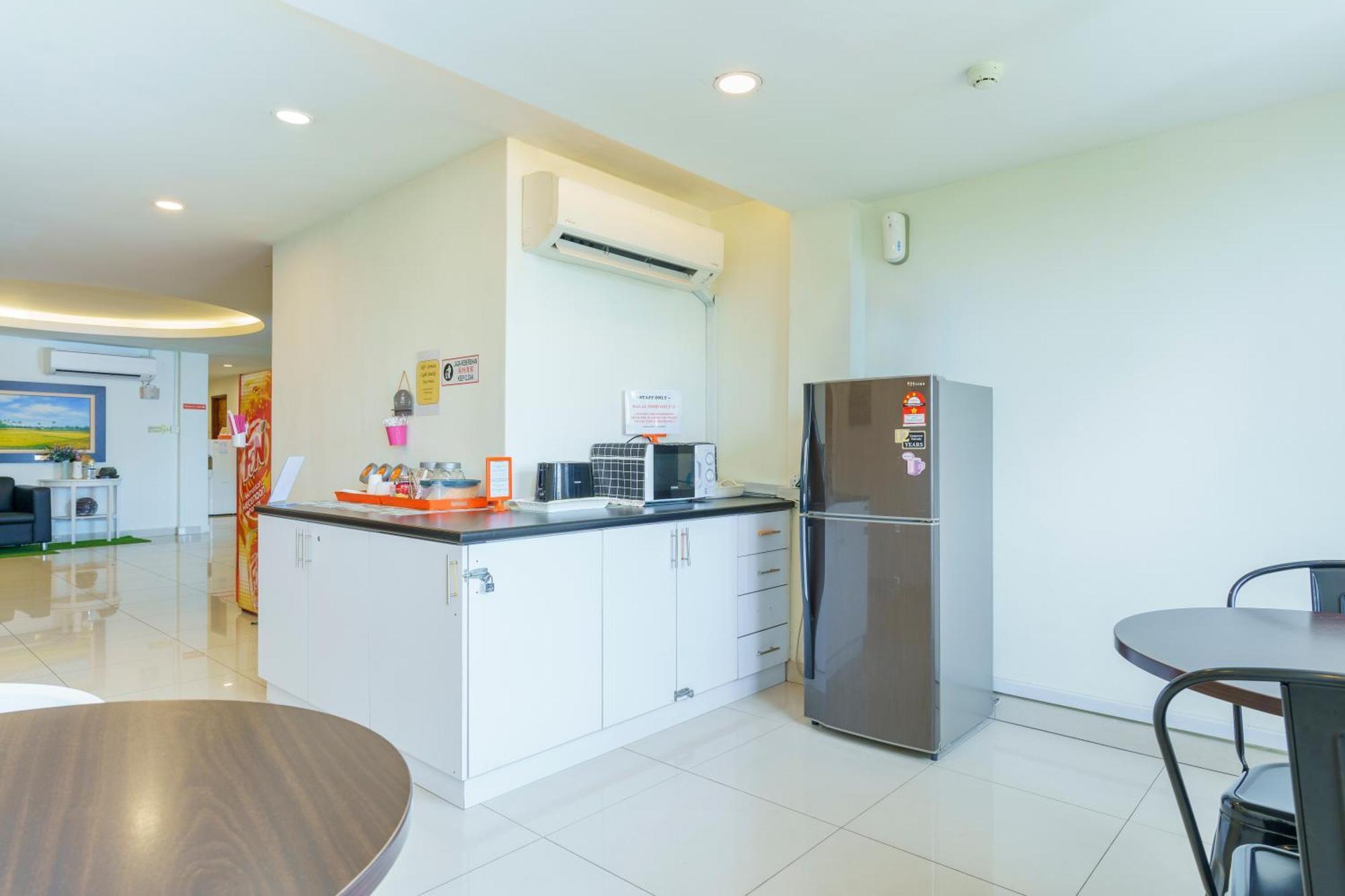 Orange Hotel Kota Kemuning @ שאה אלאם מראה חיצוני תמונה