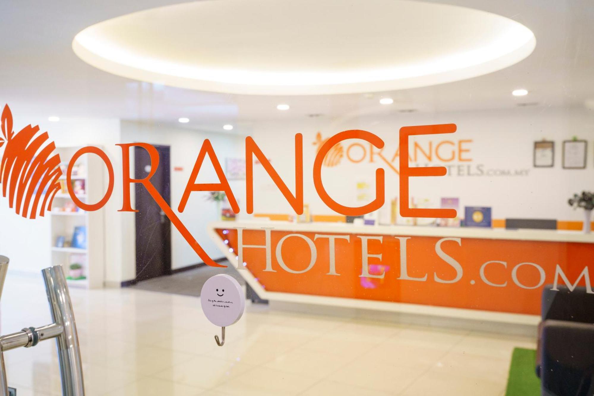 Orange Hotel Kota Kemuning @ שאה אלאם מראה חיצוני תמונה