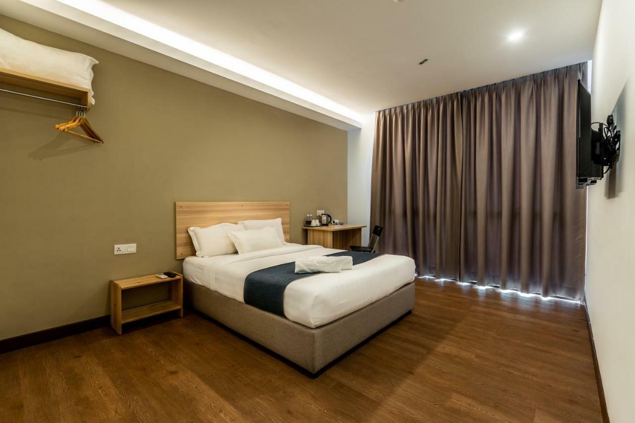 Orange Hotel Kota Kemuning @ שאה אלאם מראה חיצוני תמונה